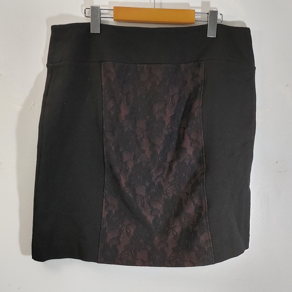 Studio Point Mini Skirt Size XL - Picture 5 of 5